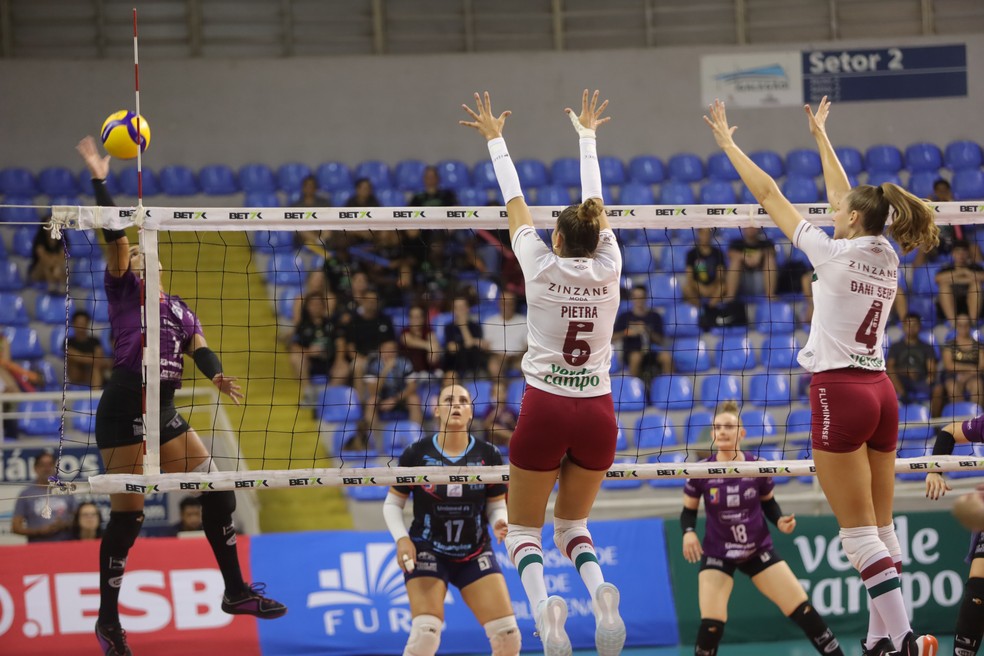 Bluvolei x Fluminense pela Superliga Feminina — Foto: Lucas Prudencio / Bluvolei