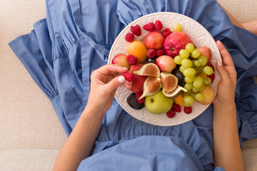 Consumo de frutas regular e diversificado é importante para a saúde — Foto: iStock
