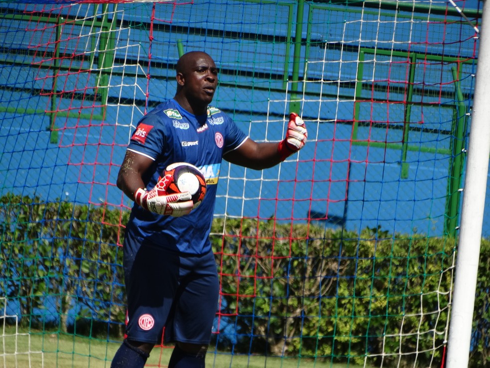 Glaysson, quando atuava pelo Tupynambás — Foto: Bruno Ribeiro