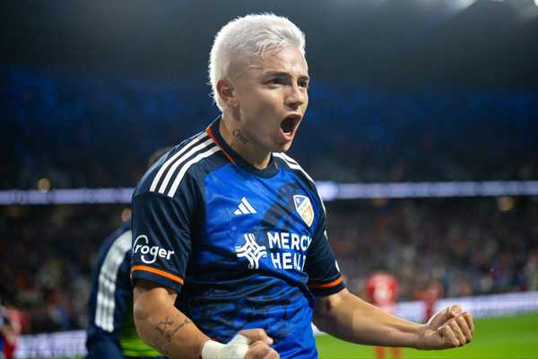 Cruzeiro mira reforços internacionais para fugir do mercado inflacionado.