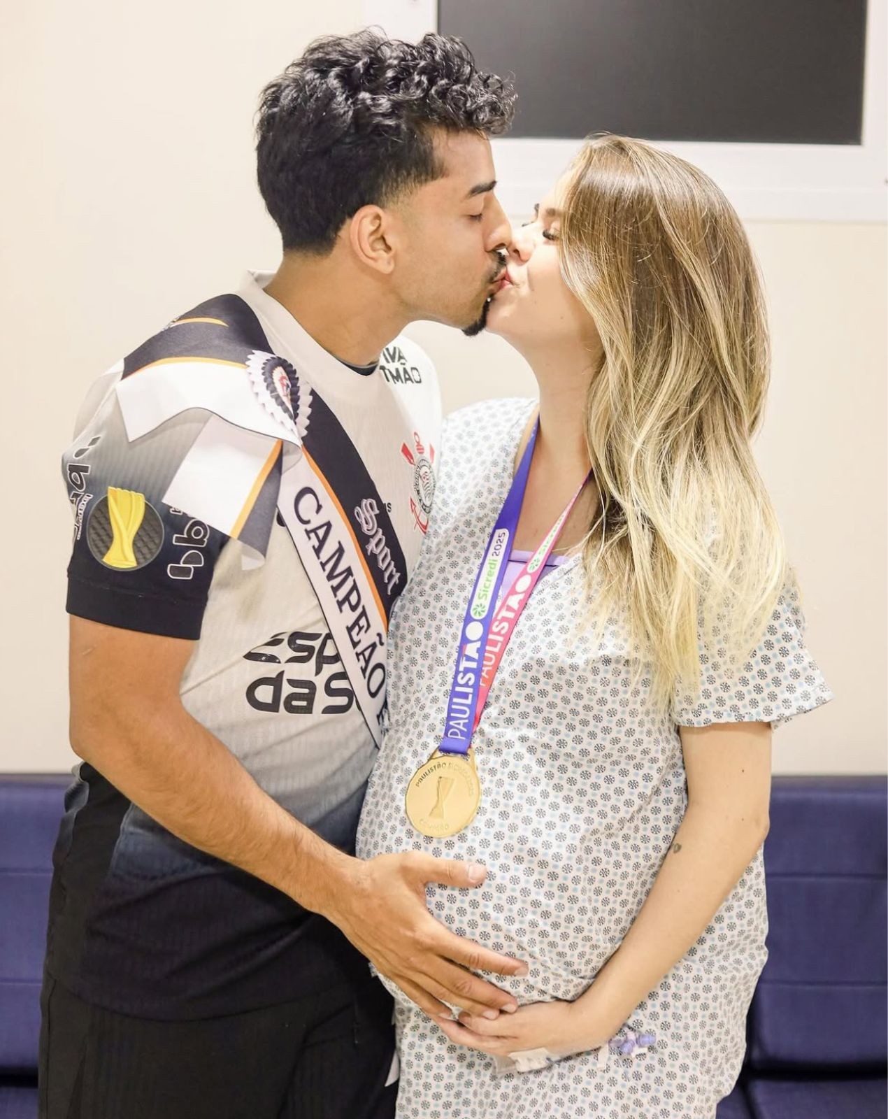 Bidu recorda nascimento do filho na noite do título do Corinthians.