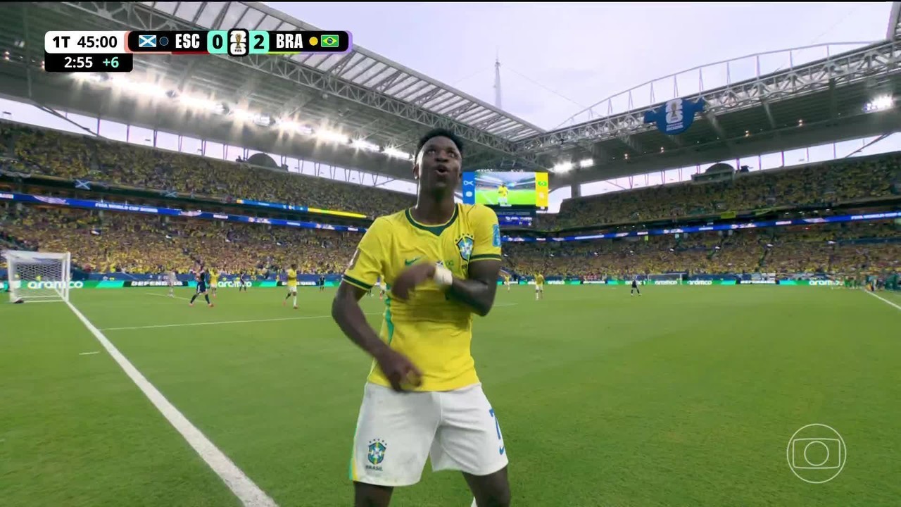 Ídolo do Real diz que Vini Jr. recusou proposta de renovação do clube