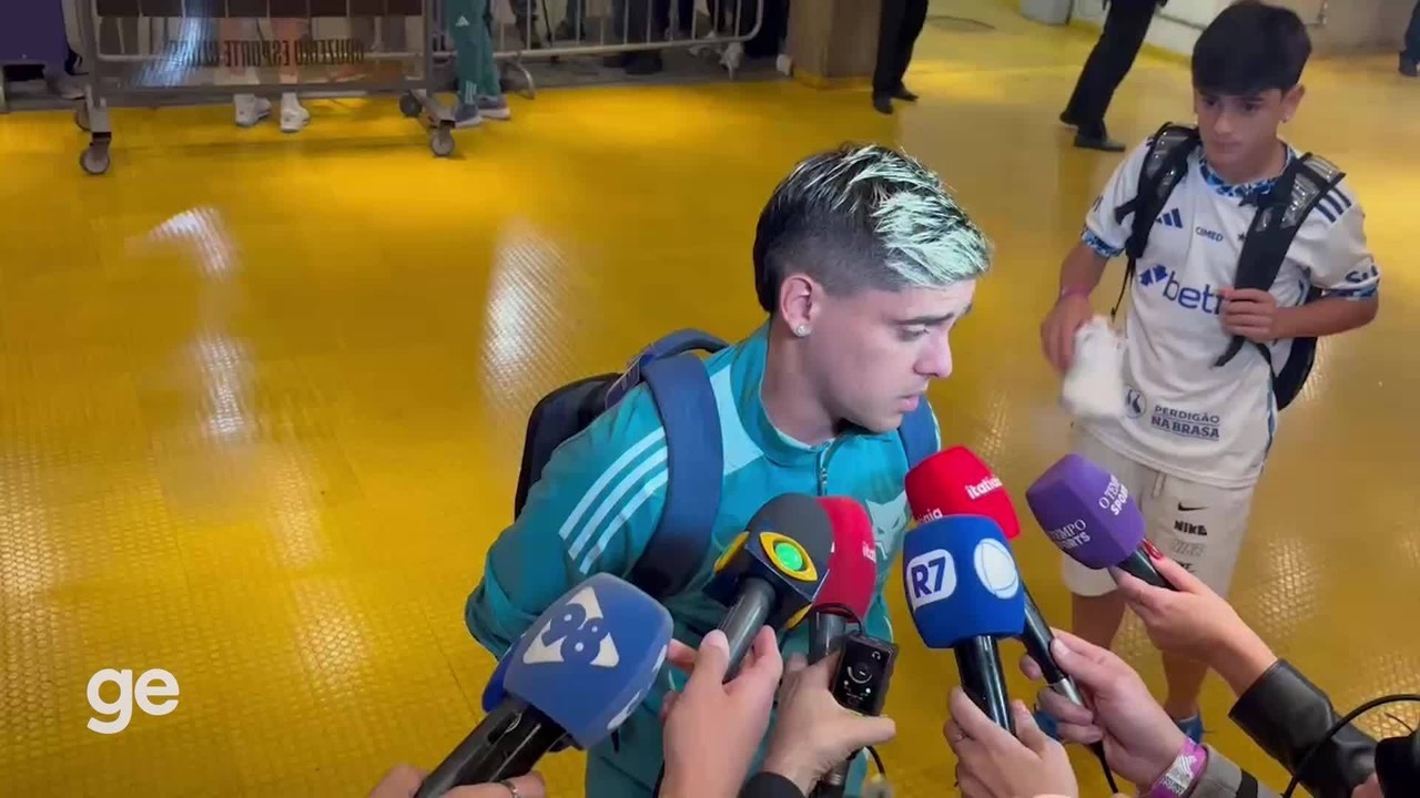 Pottker rebate Fagner e menciona lance de lateral com Ederson.