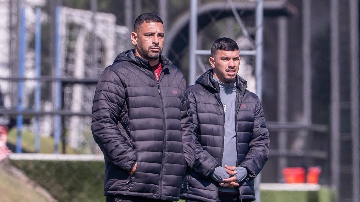 Diego Souza perde de 4 a 2 na estreia como técnico do Joinville