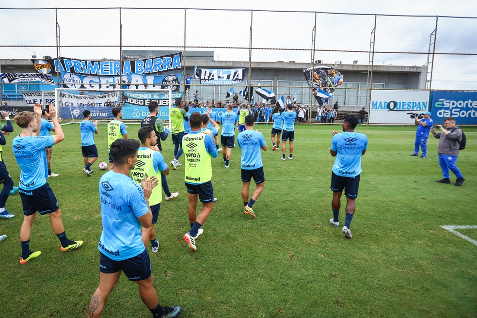 Jogadores do Grêmio encerram preparação para o Gre-Nal — Foto: Lucas Uebel/Grêmio FBPA