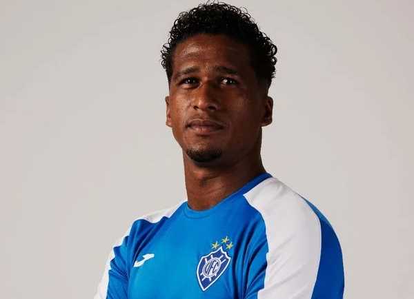 Abuda revela que conversou com Rodrigo César para acertar com o Vitória ...