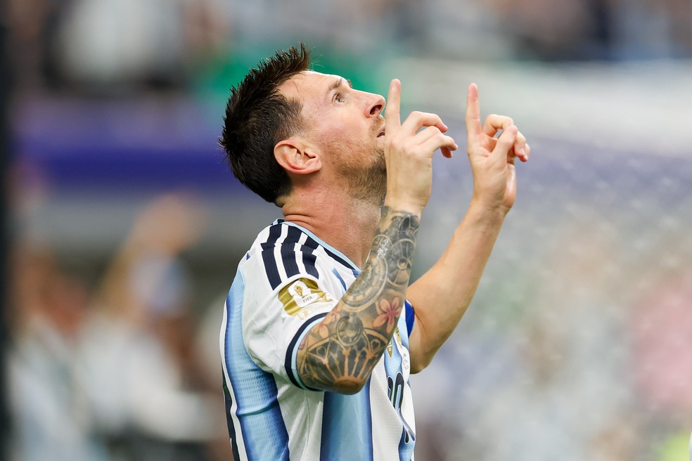 Messi maior artilheiro comemorando gol contra a Áustria
