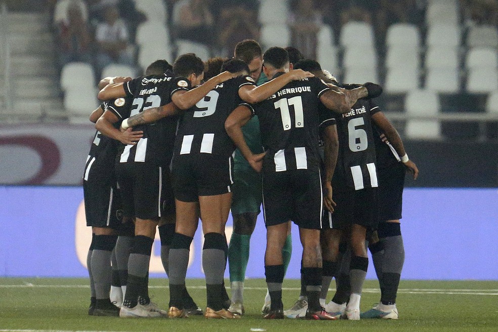 Ele não conseguiu jogar contra o Grêmio e agora preocupa a torcida do  Corinthians