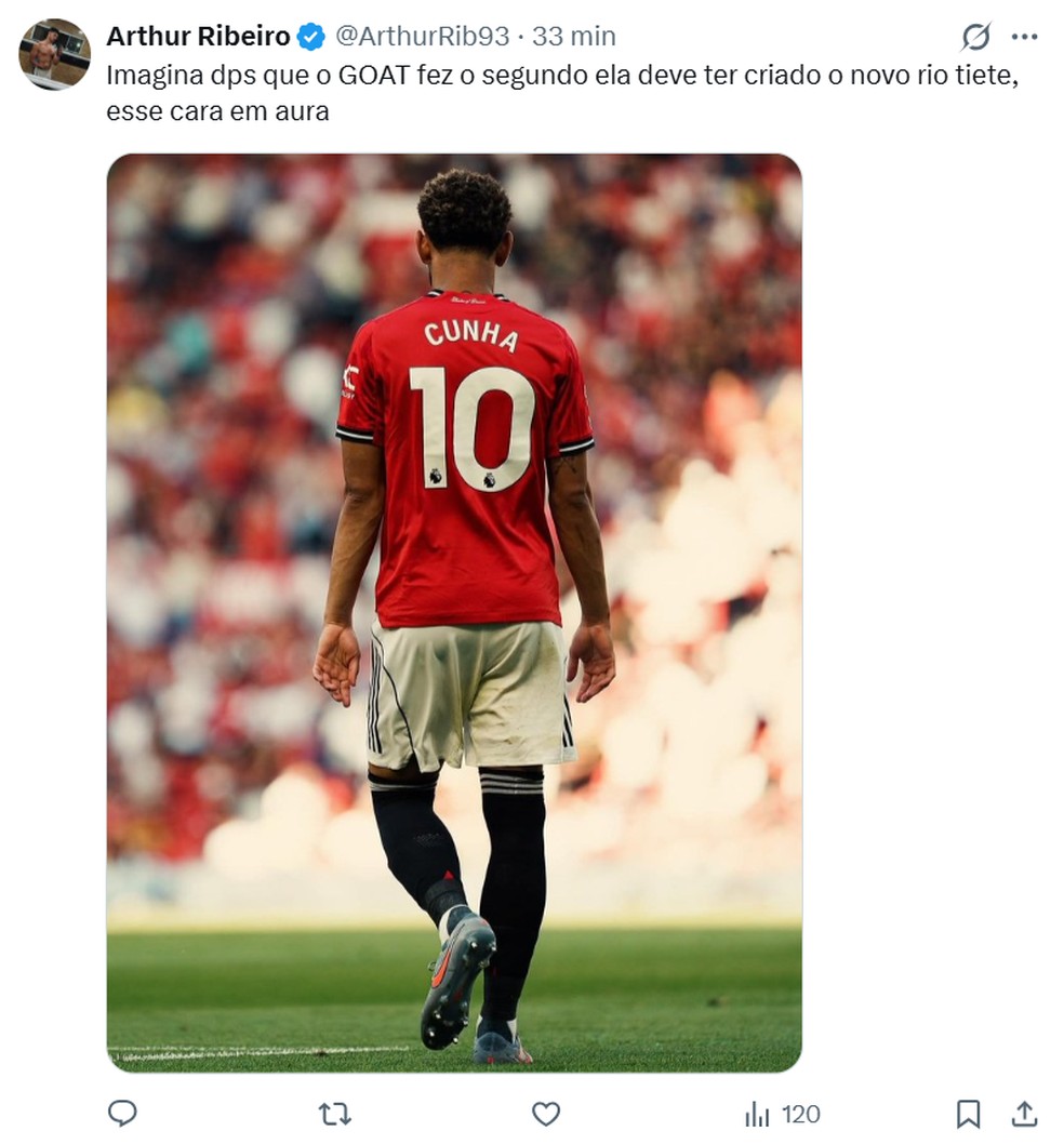 Luziana Cunha com Matheus Cunha após jogo