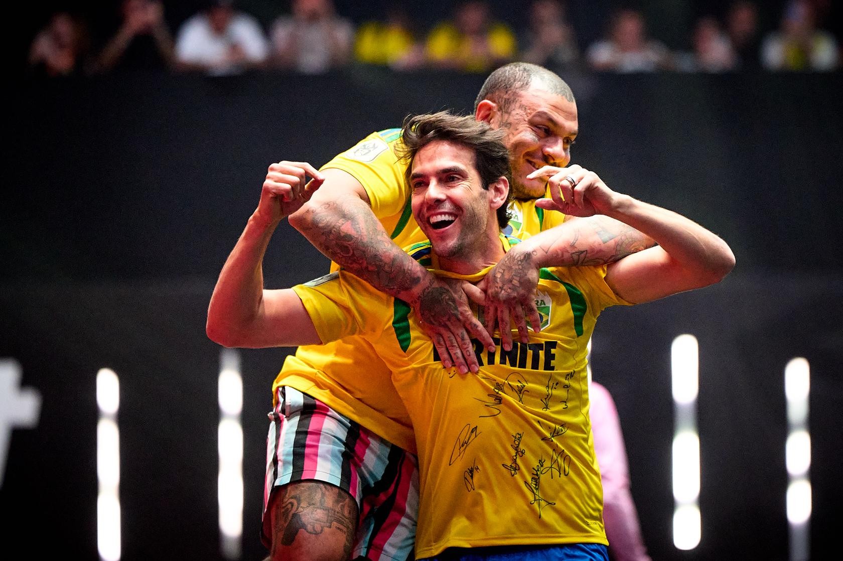 Kings League: Brasil vence Catar de virada com gol de Kaká | Ge