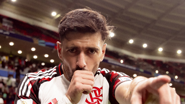 Arrascaeta comemora o seu segundo gol contra o Cruz Azul