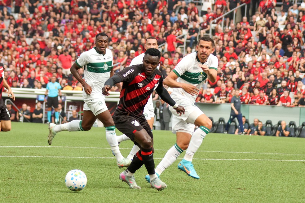 Athletico e Coritiba estão entre os clubes com menos jogos disputados