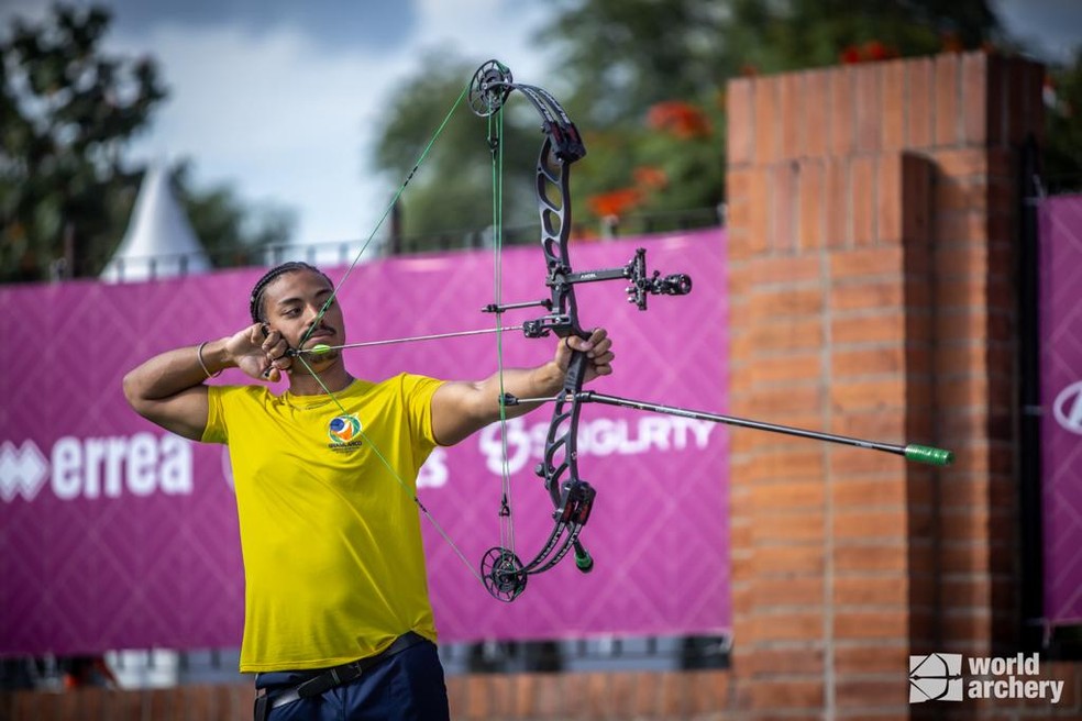 Luccas Abreu na semifinal da etapa da Colômbia da Copa do Mundo — Foto: World Archery