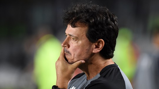 Vasco não vence em São Januário, pelo Brasileirão, há quatro meses; veja aproveitamento - Empate com gol do Ceará no fim é o tropeço mais recente