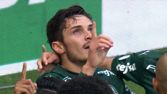 Veja os gols de Raphael Veiga pelo Palmeiras em 2020