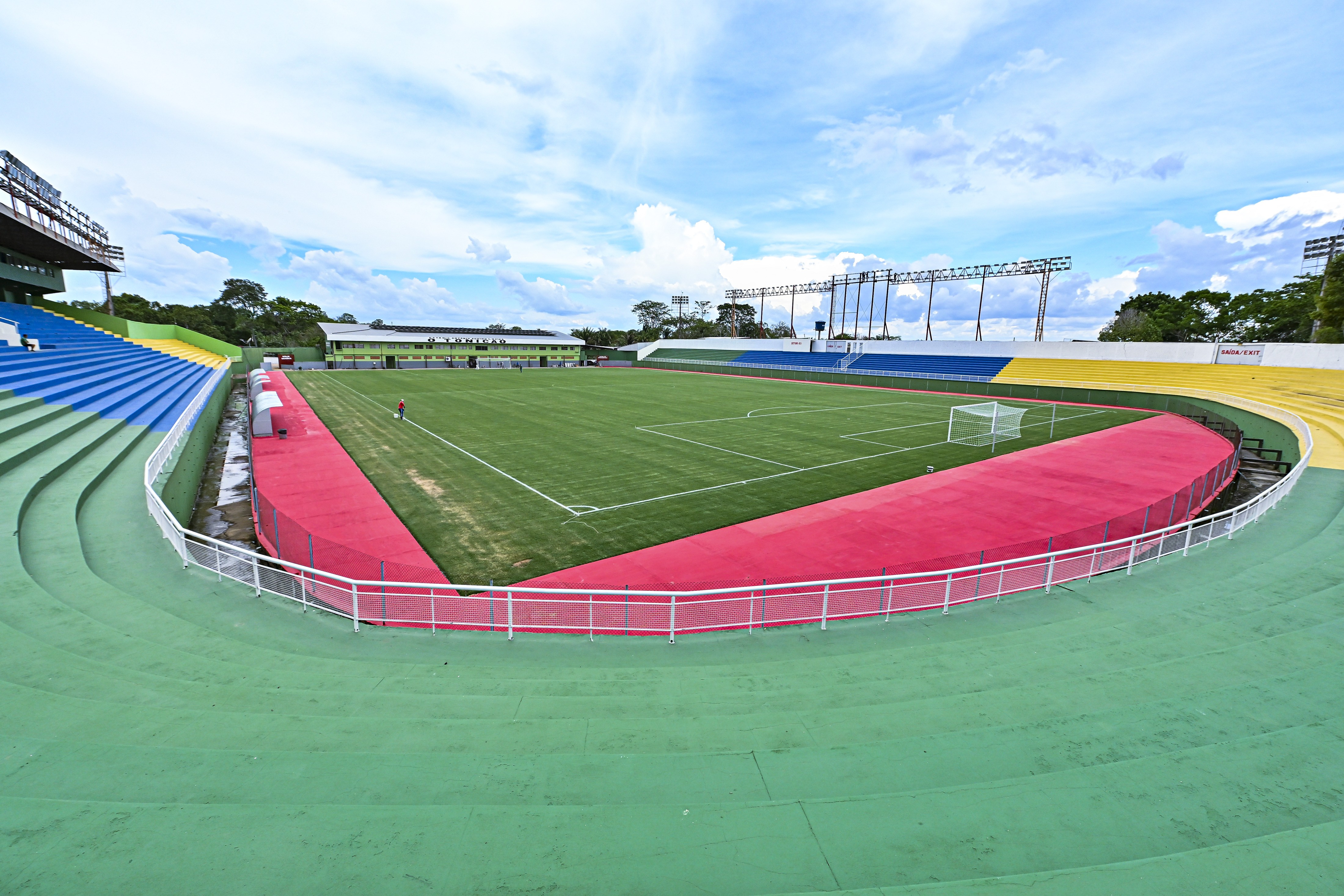 Tonicão Libera Torcida: Estádio Acreano Volta a Receber Público Após Reforma