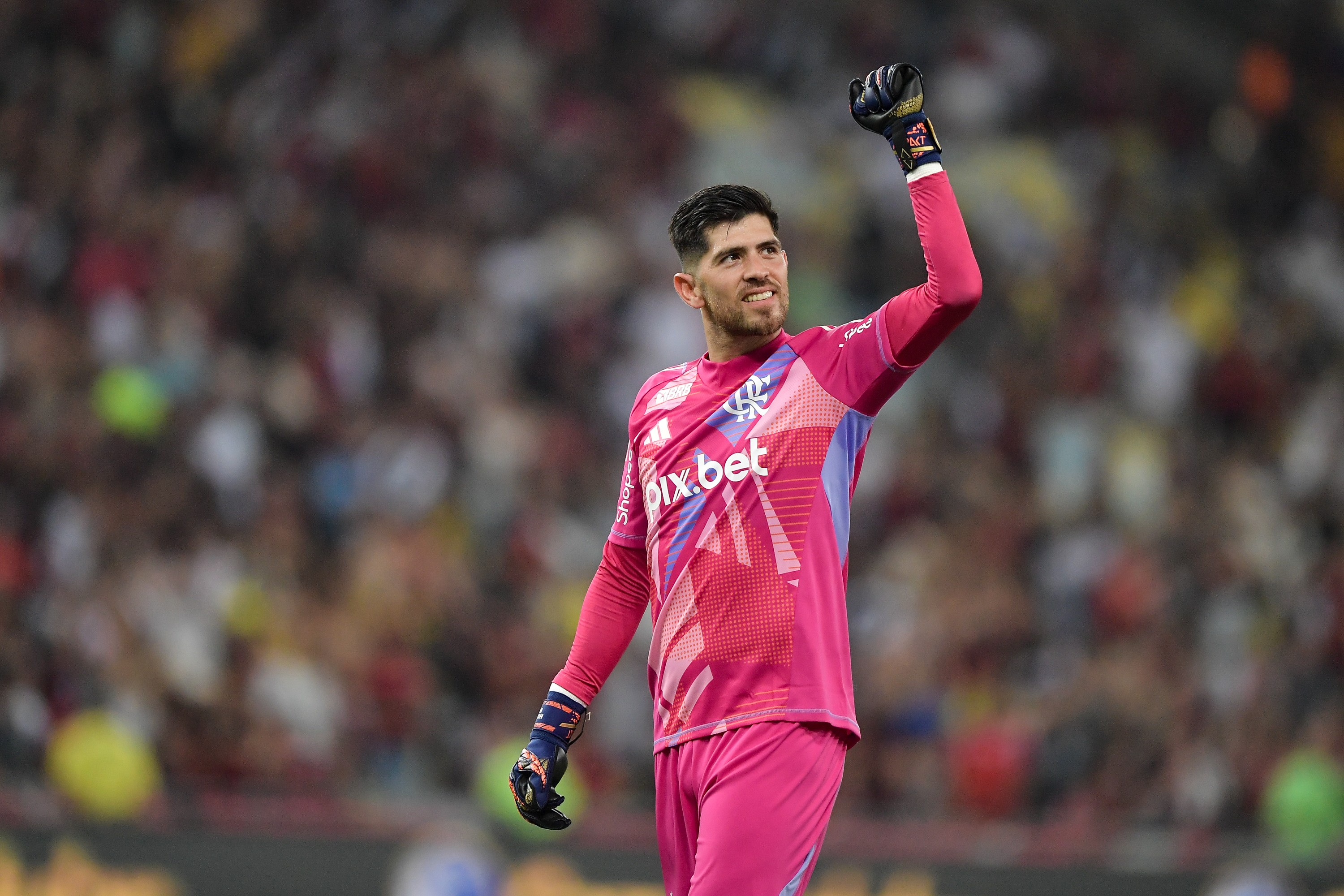 Rossi Destaca Top 10 Melhores Defesas em 100 Jogos pelo Flamengo