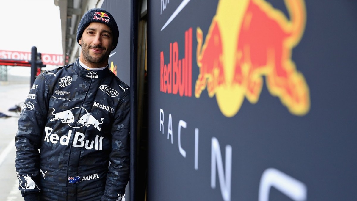 Daniel Ricciardo pretende decidir futuro na equipe RBR a partir de ...