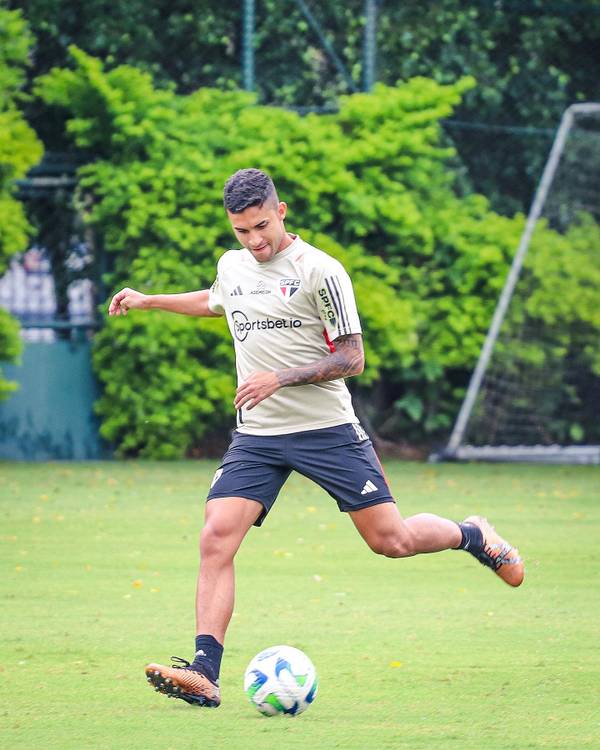 Escalação do São Paulo: Dorival terá quase um time inteiro de desfalques para pegar o Goiás