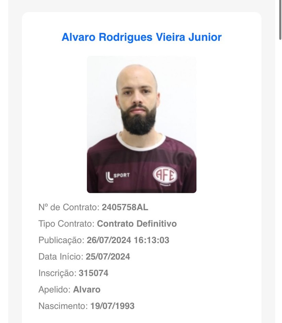 Álvaro é regularizado pelo CSA na CBF — Foto: CBF