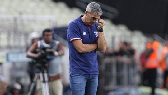 Vojvoda não é mais o técnico do Fortaleza - Treinador foi demitido do cargo após derrota para o Ceará pelo Brasileirão