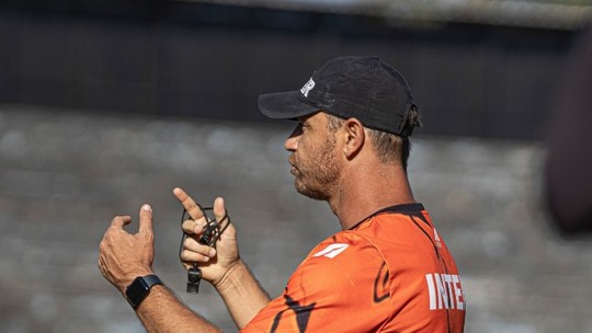 Em conversa para permanecer na Inter, Felipe Conceição cita "orgulho" por campanha na Série D - Foto: (@jotaphotoss_ / Inter de Limeira)