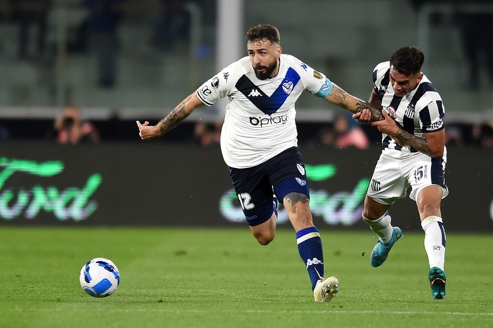 Pratto, ex-V�lez, � um dos nomes avaliados pelo Vasco � Foto: Getty Images