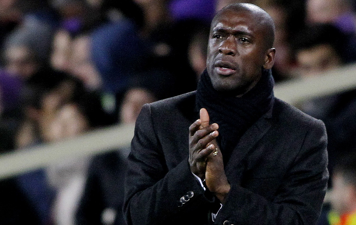 Contrato de Seedorf com o Corinthians prevê rescisão em caso de rebaixamento à Série B