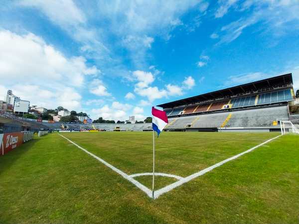 Grêmio avança em reforma do gramado e se aproxima de retorno ao RS