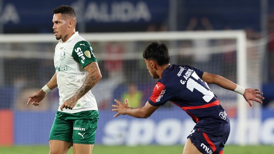 Entenda plano do Palmeiras e o que falta para Paulinho fazer sua estreia como titular - Camisa 10 completa sexto jogo saindo do banco de reservas e explica o motivo pelo qual ainda não foi selecionado por Abel Ferreira para iniciar uma partida
