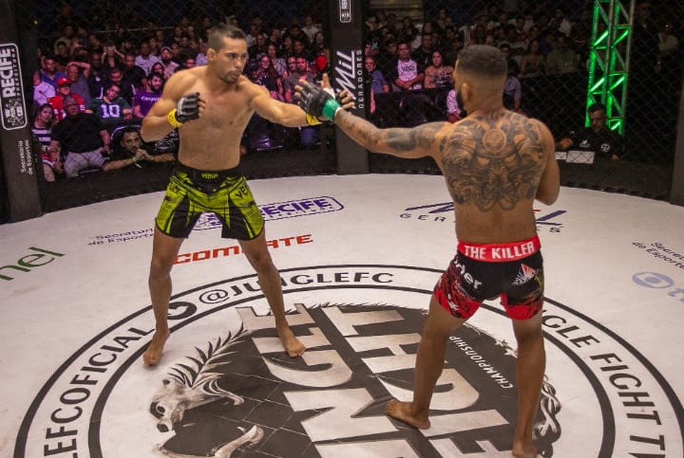 Luiz Carlos Dietrich lutando no Jungle Fight — Foto: arquivo pessoal