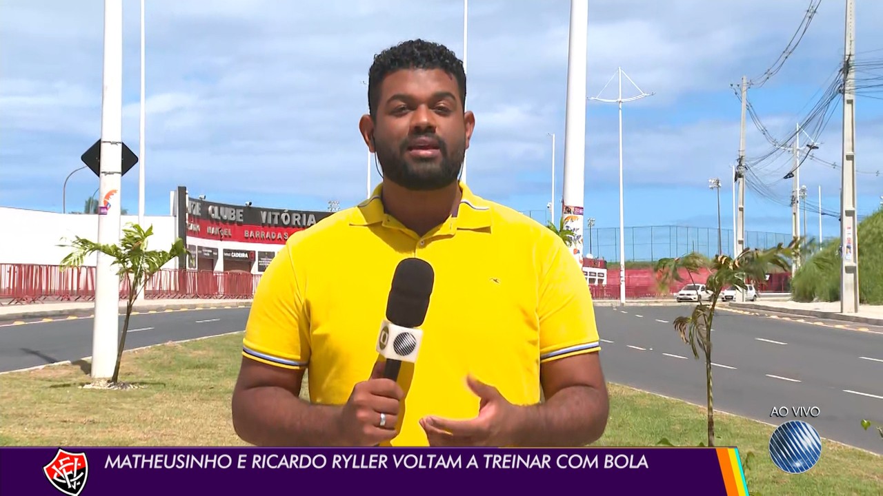 Matheusinho e Ryller voltam a treinar pelo Vitória e novo acesso ao Barradão é inaugurado