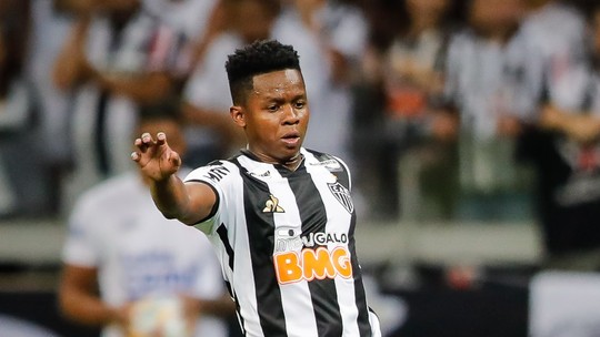 Atlético-MG reencontra Cazares na Sul-Americana; veja cinco fatos marcantes do meia no Galo