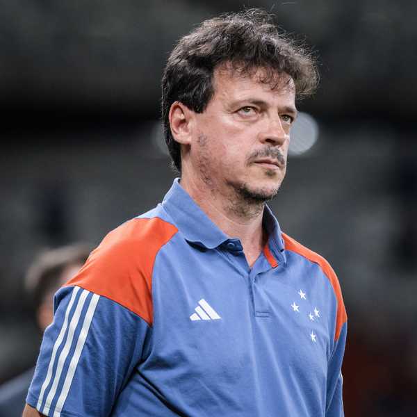 É HOJE! Pressão e polêmica marcam jogo decisivo entre Bragantino e Cruzeiro.