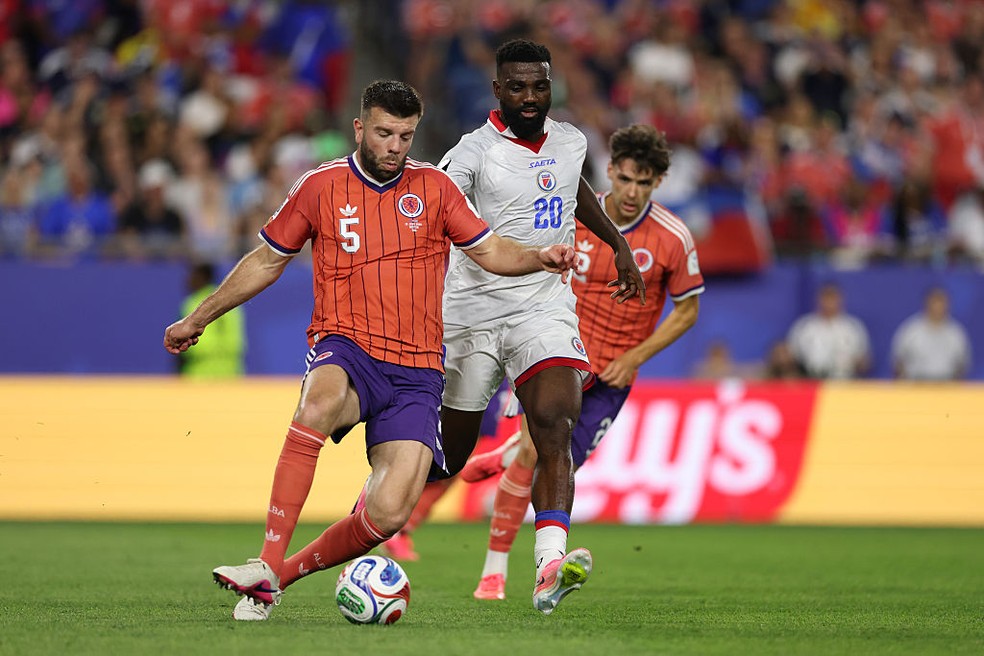 Hanley e Pierrot em ação — Haiti e Escócia
