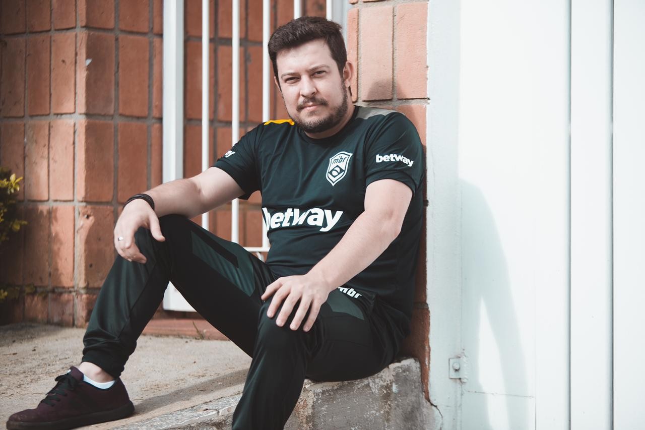 CS:GO: Cogu oficializa saída do MIBR e procura nova organização | Ge