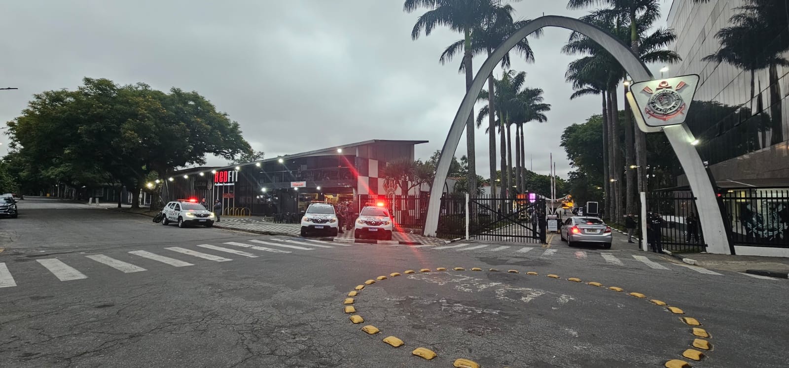 Corinthians desafia inquérito que pede intervenção judicial, enquanto MP contesta sua ação nos bastidores