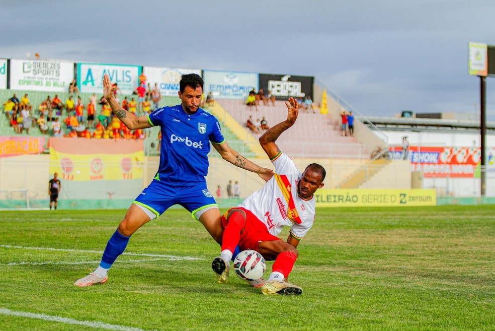 Serra Branca x Juazeirense — Marcelo Toscano comemorando