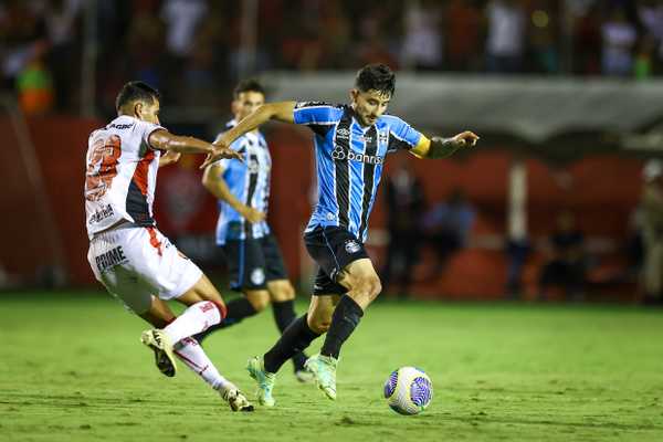 Grêmio sofre empate, vaga na Sul-Americana ainda não garantida.