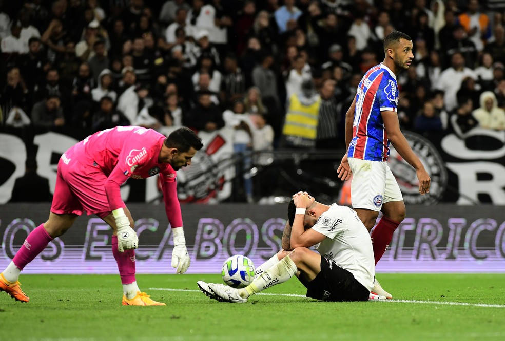 Fora de casa, Corinthians fica no empate sem gols com o Bahia - O
