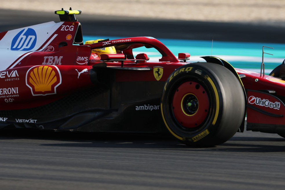 Lewis Hamilton na classificação sprint para o GP da China — Foto: Steven Tee/LAT Images