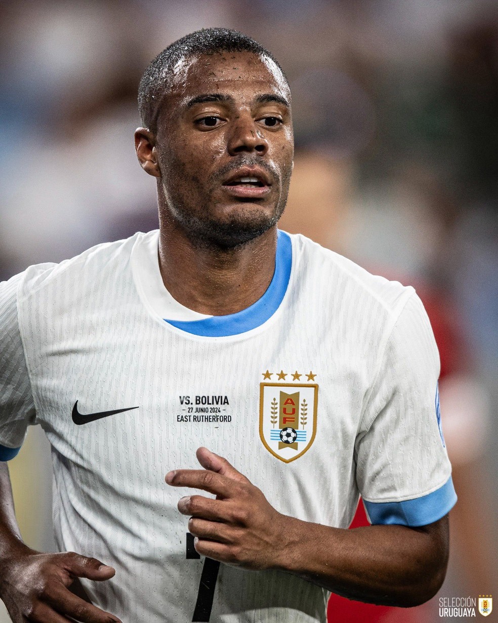 De la Cruz, meia do Flamengo e da seleção uruguaia