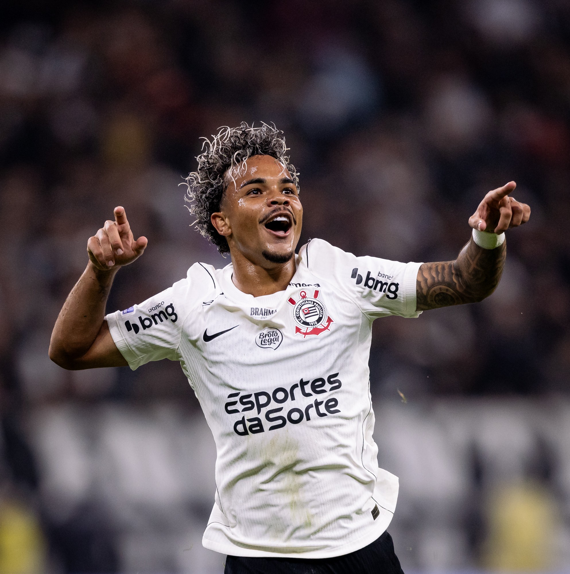 Kaio César, do Corinthians, busca evolução inspirado em Yamal e Olise: 