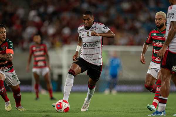 Reencontro inédito do jovem goleador rubro-negro com antiga conquista, à busca de oportunidades.