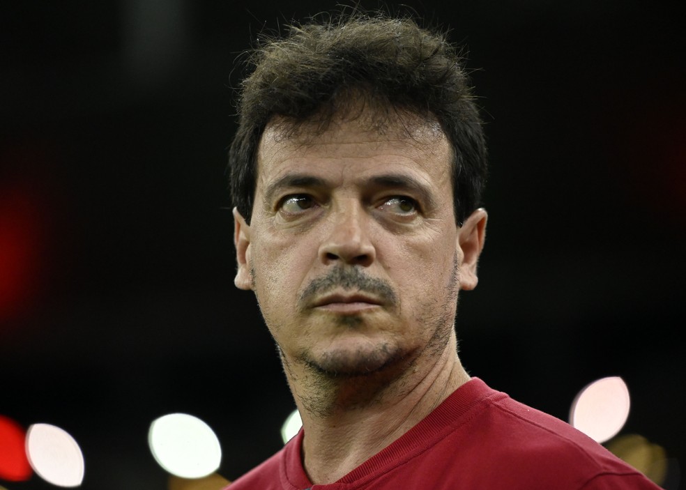 Fernando Diniz em Fluminense x Sampaio Corrêa, pela Copa do Brasil