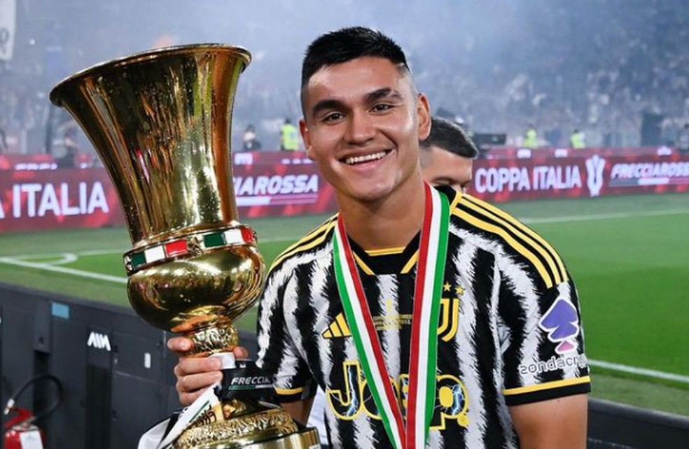 Carlos Alcaraz defendeu a Juventus — Foto: Arquivo Pessoal