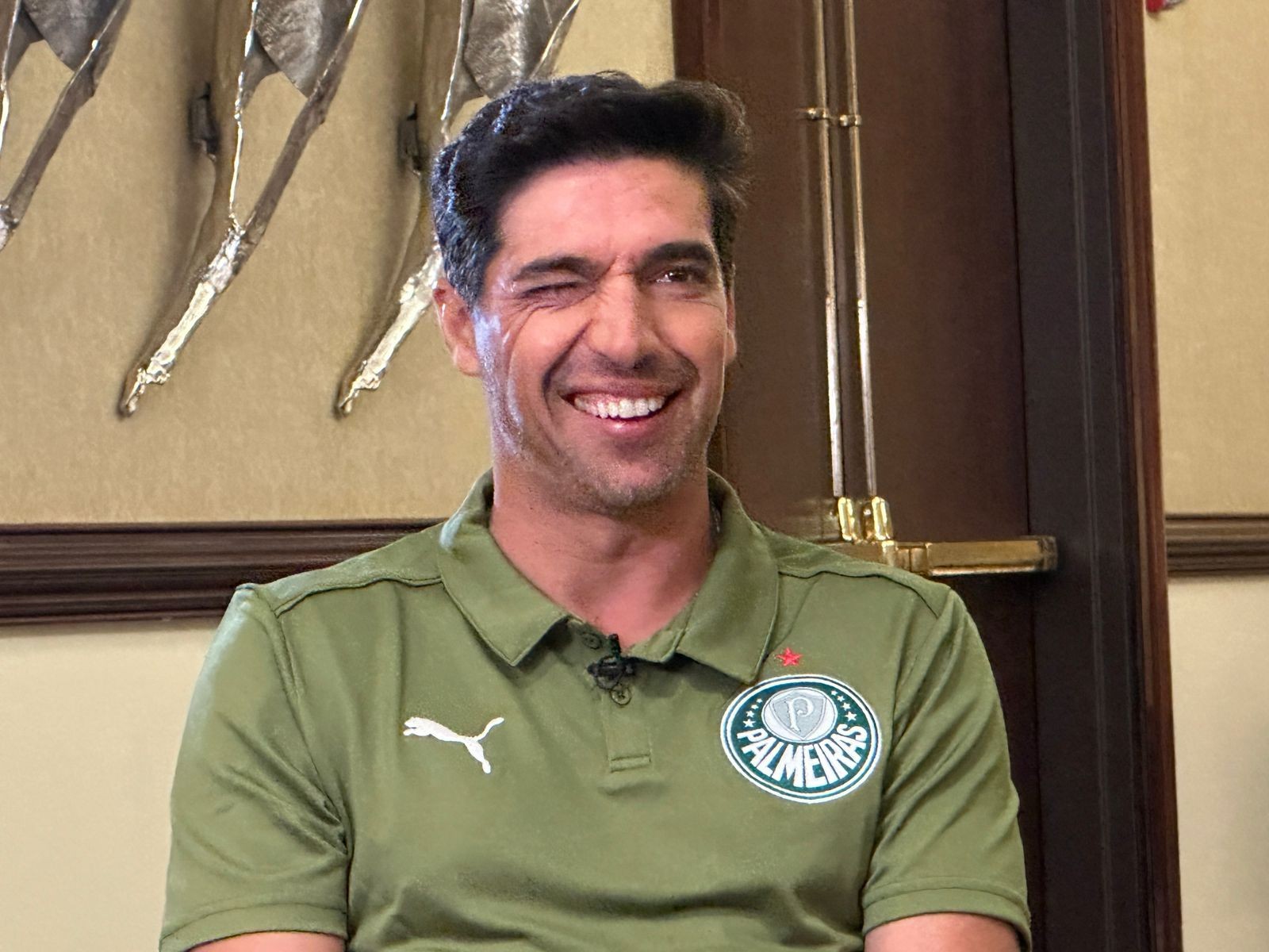 Abel revela pacto pré-Copa de Clubes e se encanta com torcida palmeirense