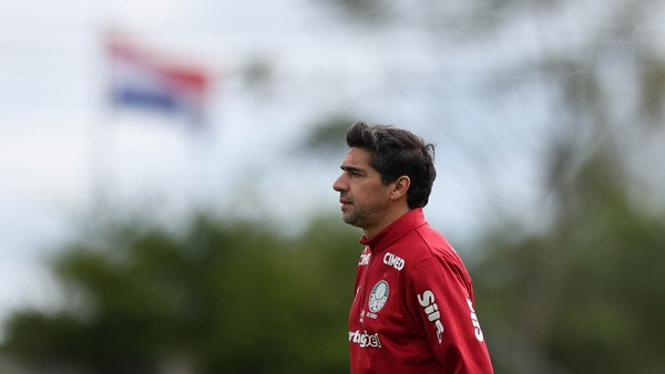 LIderança ameçada! Palmeiras seca o Flamengo antes de encarar o Vasco no domingo