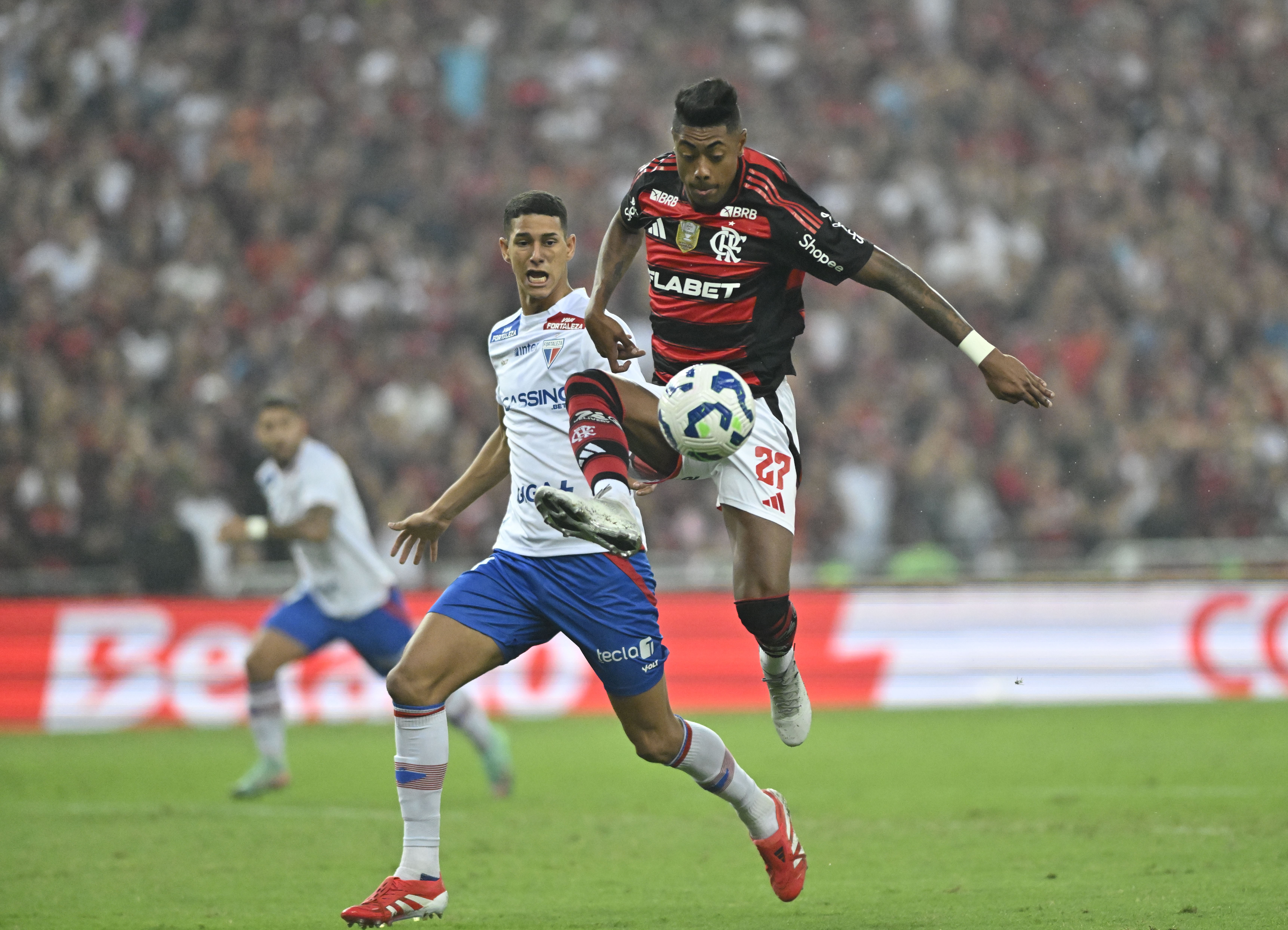 Noite perfeita marca despedida do Flamengo antes da Copa do Mundo