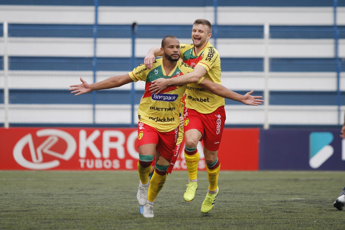 São José vence segundo jogo contra o Brusque e garante vaga nas